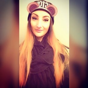 Meet your Posher, Brooke